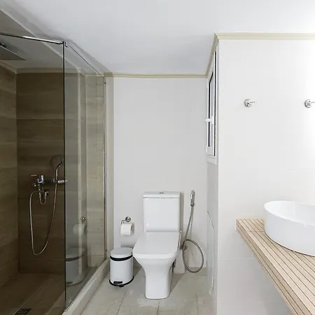 Bill 3 Apartment Patras